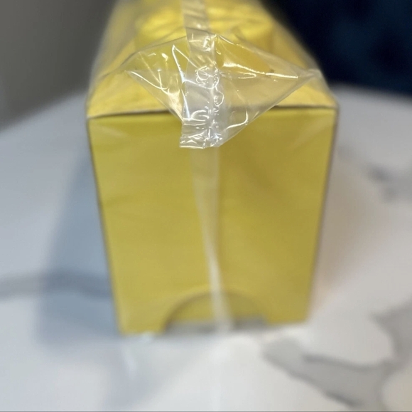 LEGO Storage Products 2 Stud Brick Yellow - Picture 3 of 4